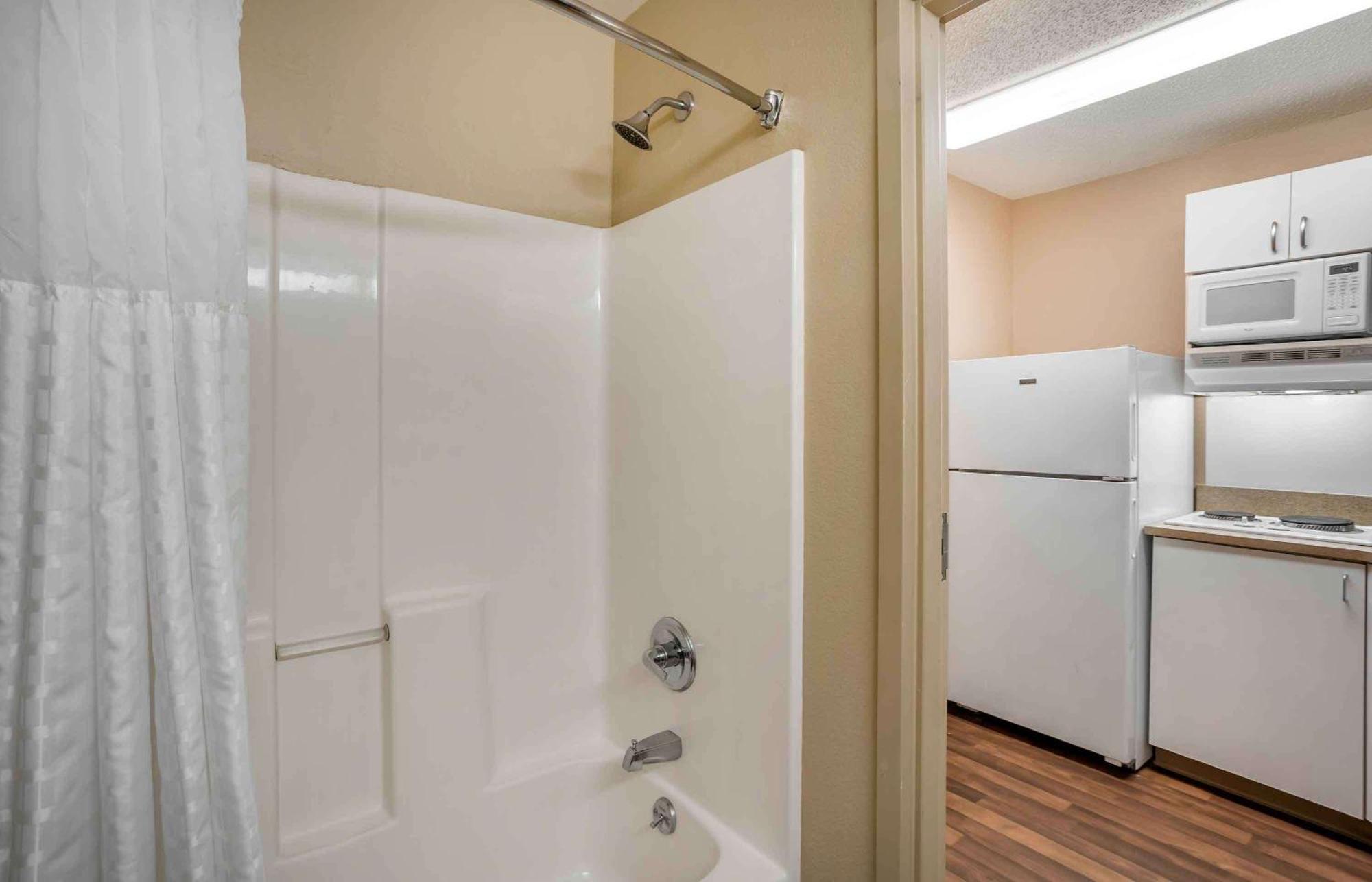 Extended Stay America Suites - Philadelphia - Horsham - Welsh Rd Exterior photo