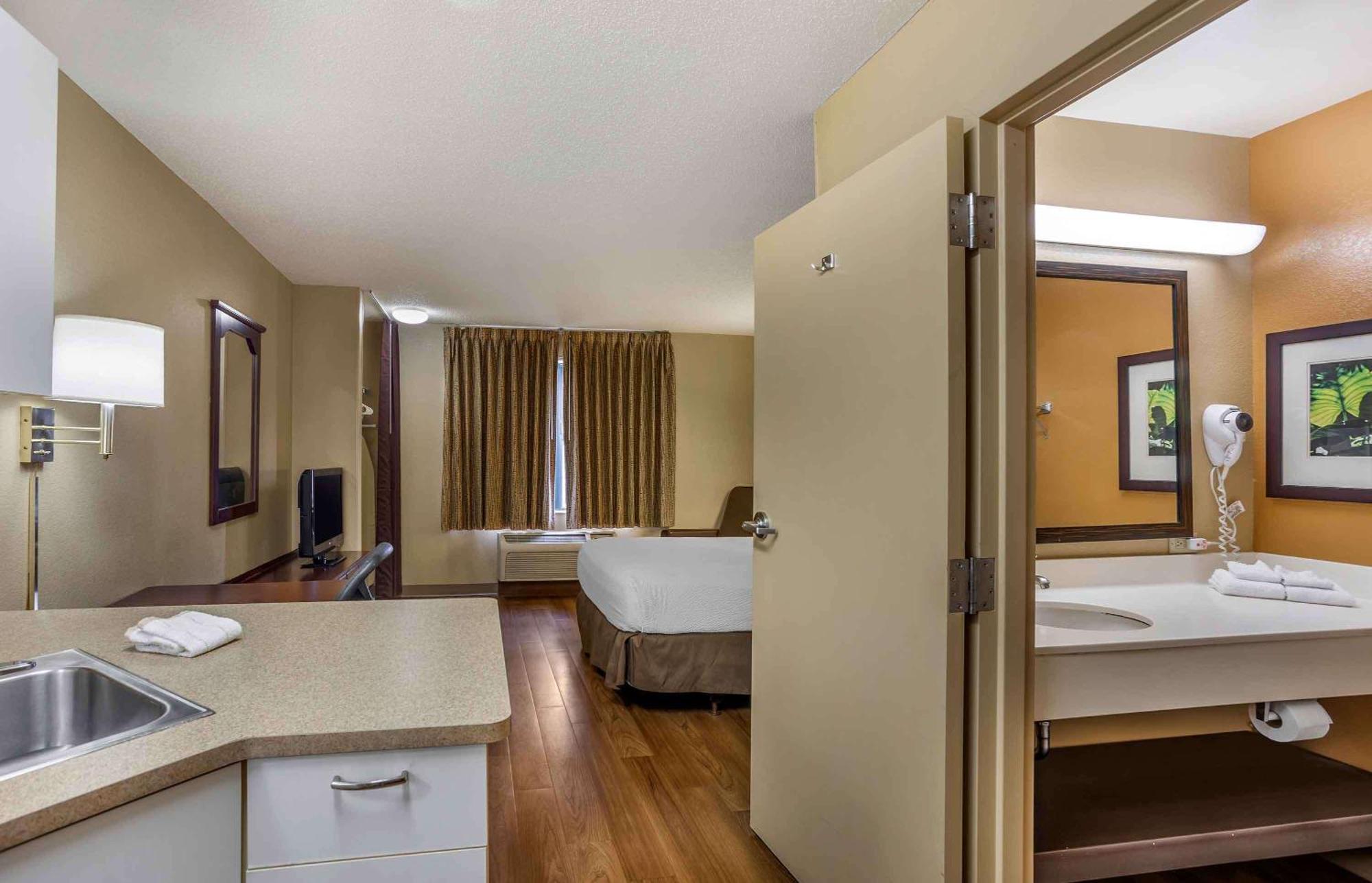 Extended Stay America Suites - Philadelphia - Horsham - Welsh Rd Exterior photo