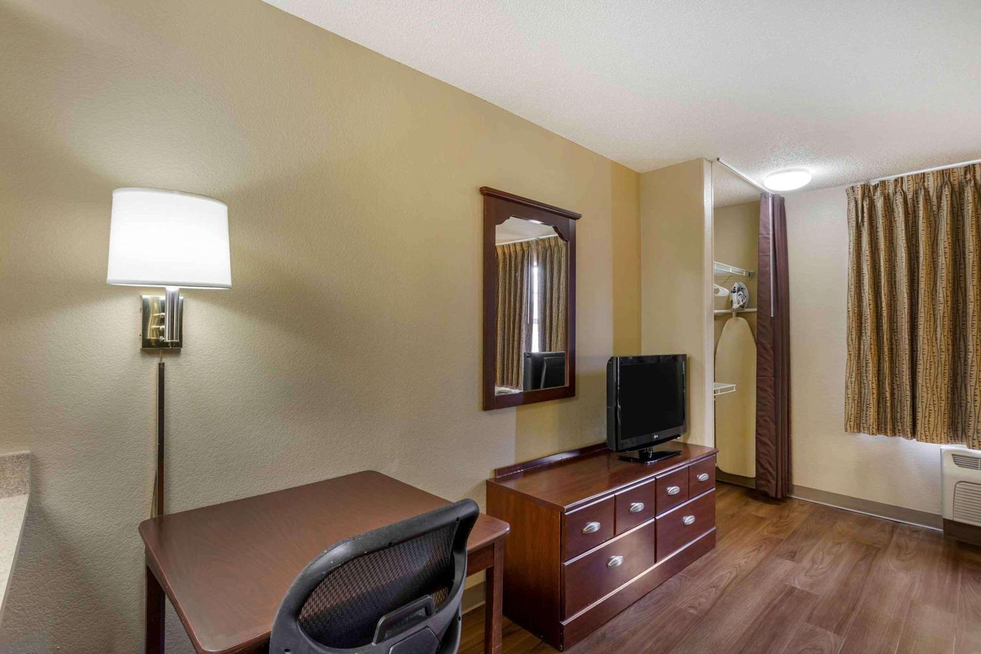 Extended Stay America Suites - Philadelphia - Horsham - Welsh Rd Exterior photo